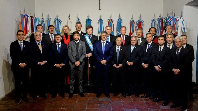 El presidente Javier Milei durante el encuentro con gobernadores en Tucumán por el Pacto de Mayo. Presidencia