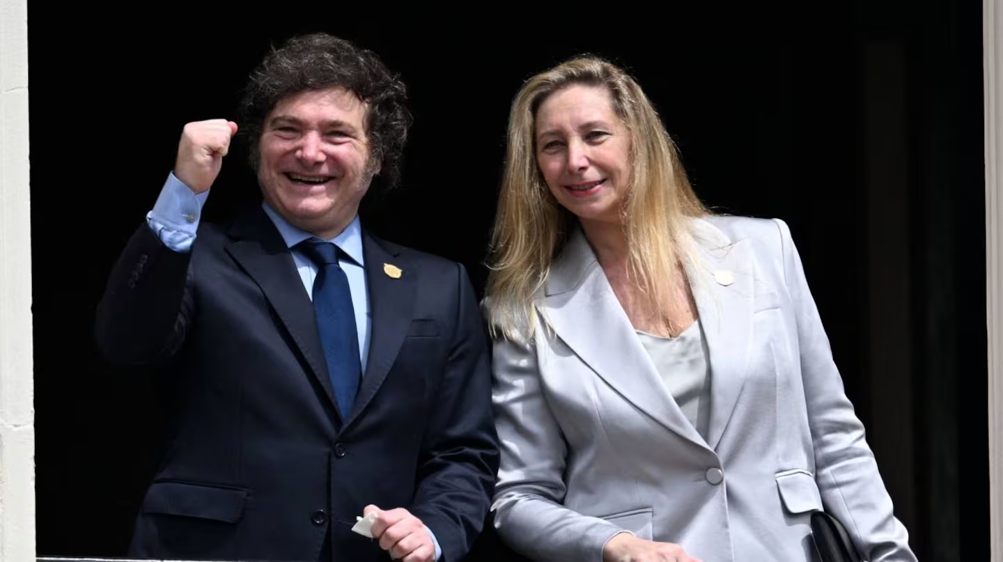 Javier Milei y Karina Milei enfrentar su primer test electoral clave en mayo (Foto: EFE).