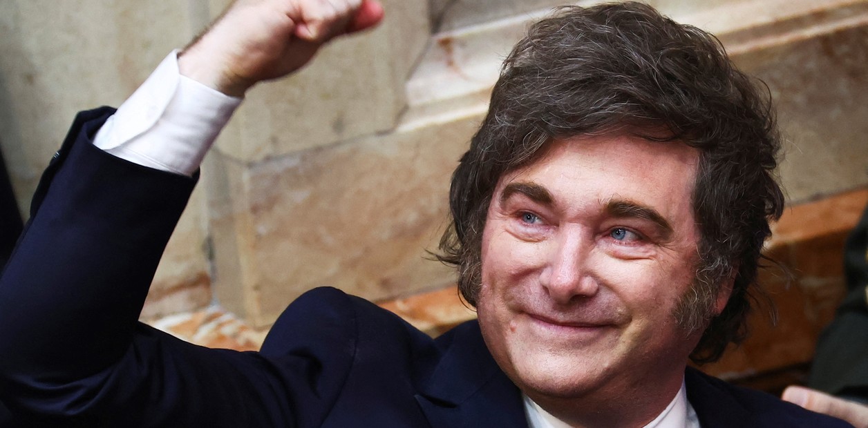 MileiMilei agradeció especialmente a cinco gobernadores tras la aprobación de la reforma a la Ley de Glaciares. Foto REUTERS/Agustín Marcarian Milei agradeció especialmente a cinco gobernadores tras la aprobación de la reforma a la Ley de Glaciares. Foto REUTERS/Agustín Marcarian