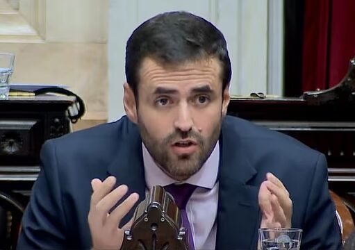 Pidieron citar a indagatoria al exdiputado Emiliano Estrada, acusado de difundir fake news con fondos del Estado Emiliano Estrada. Foto: Agencia Na (redes)